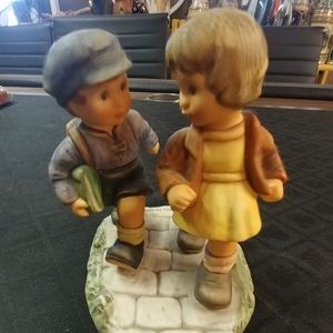 Hummel 'Catching Up' BH 160 Goebel